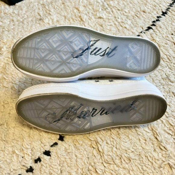 Custom “Just Married” Bridal Converse - Picture 2 of 5
